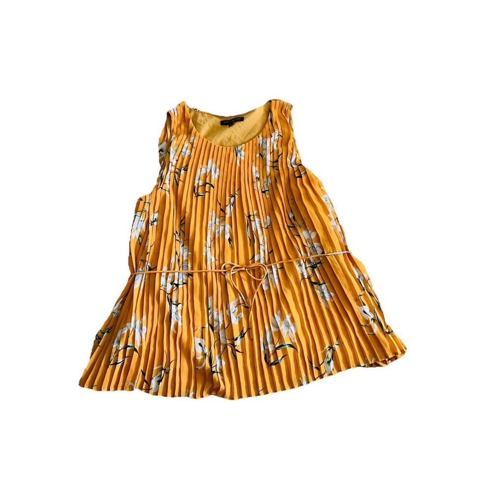 Banana Republic Shirt Women’s Sleeveless Pleated Floral Tie Back Medium